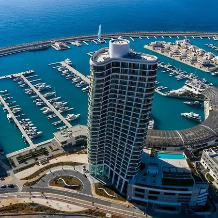 Marina Exclusive